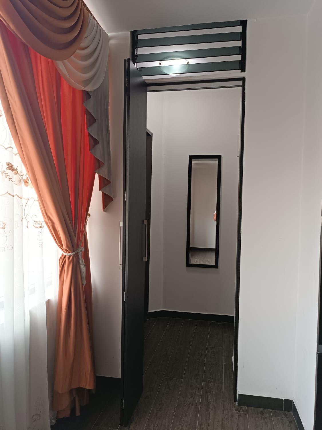 Hotel Quezada Hermanos Santo Domingo de los Colorados Esterno foto